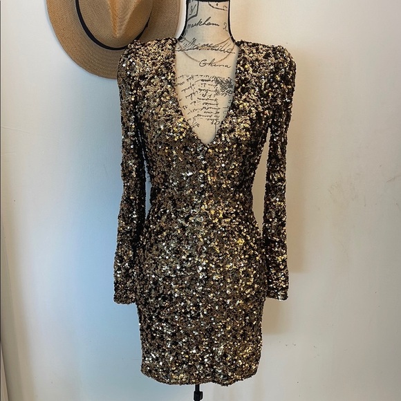 Lulus | Brand New You Gold Sequin Bodycon Mini Dress Size XS Homecoming Dress - Picture 2 of 12